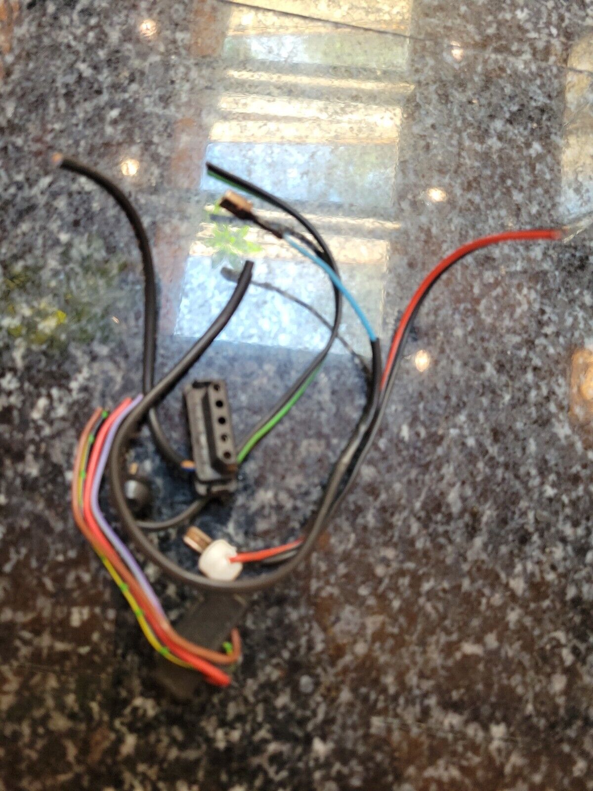 Mercedes Benz 380SL Original Becker Radio/Casette wiring connectors Ha