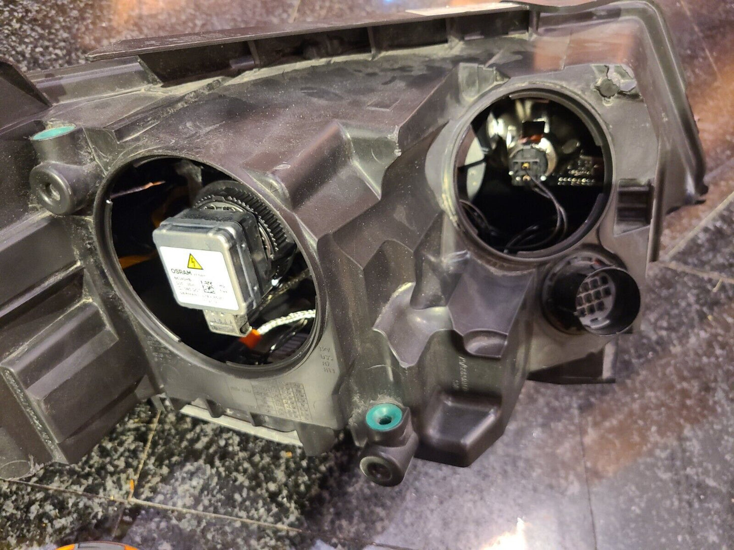 2015-2019 Land Rover Discovery Left Driver Xenon Headlight OEM FK72 13W030 EG