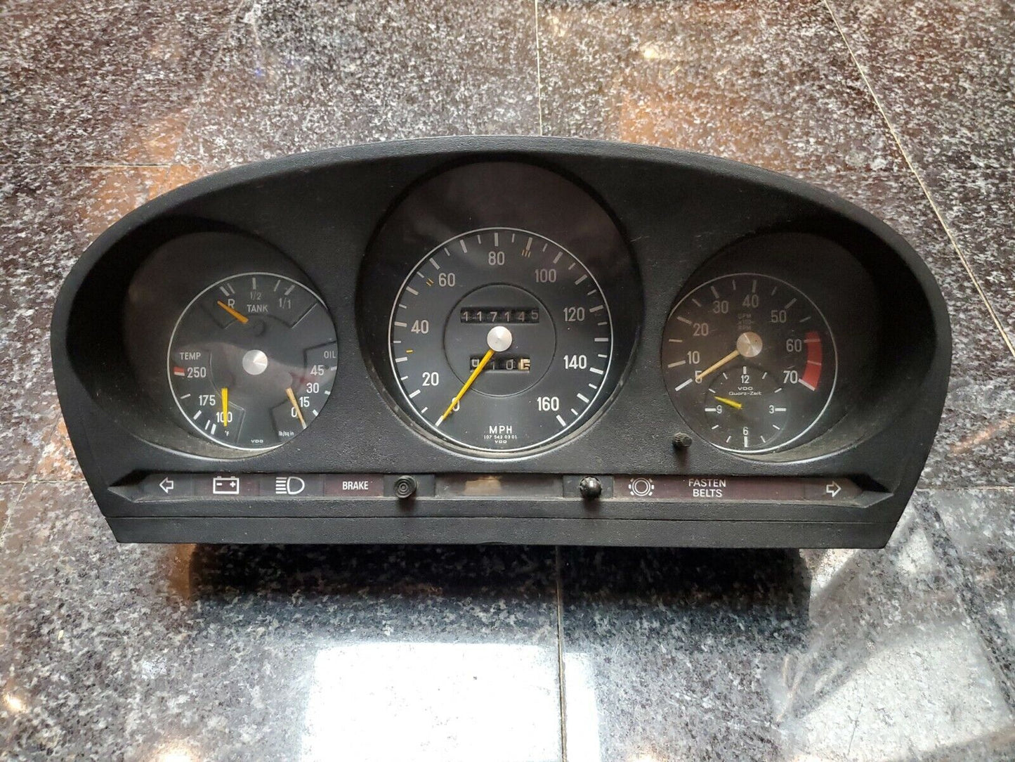 Mercedes 450SL Instrument Cluster Speedometer Gauge 1976-1980 R107 c107 working
