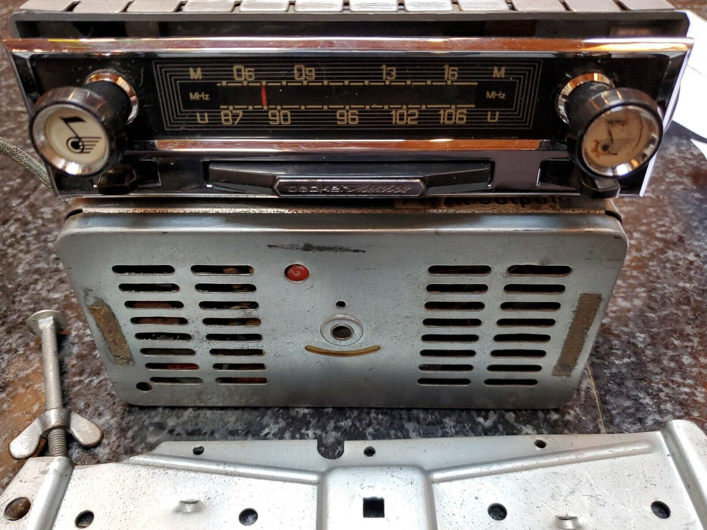 Becker Mexico TG Radio 7 watt Mercedes 190SL 300SL w121 w198 amplifier bracket